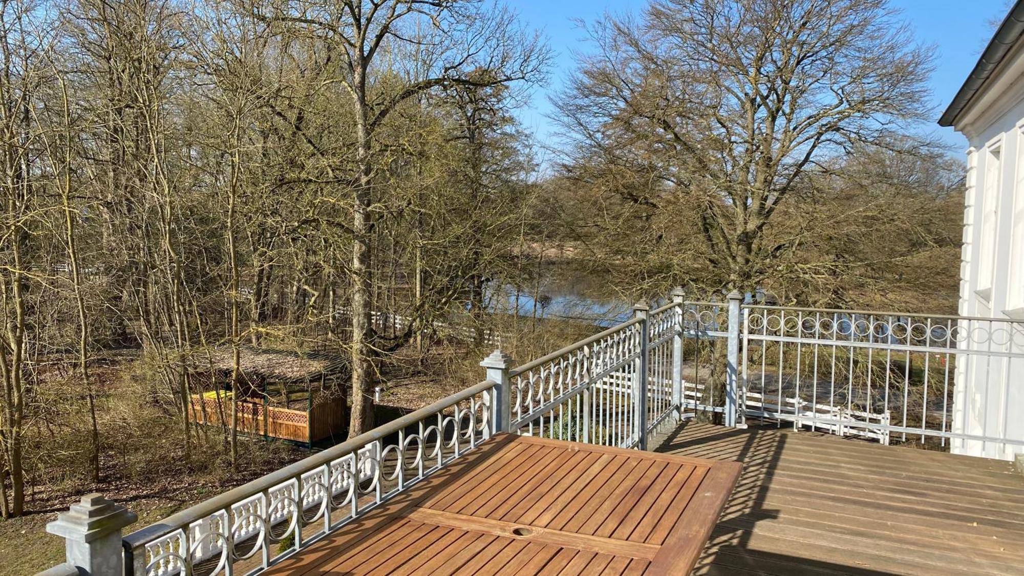 Schloss Badow Eksteriør billede