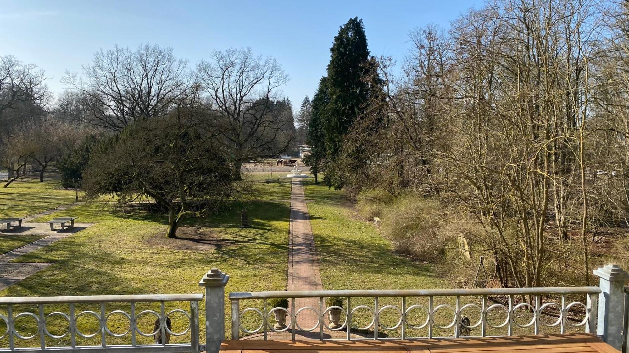 Schloss Badow Eksteriør billede